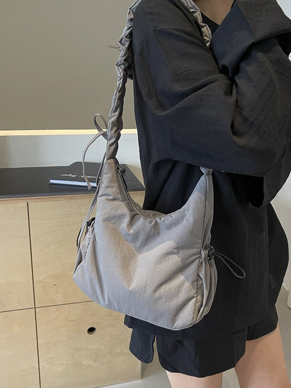 Polyester Travel Tote Bag Medium Soft Foldable Urban Lining Zipper Pocket - with Teleplus