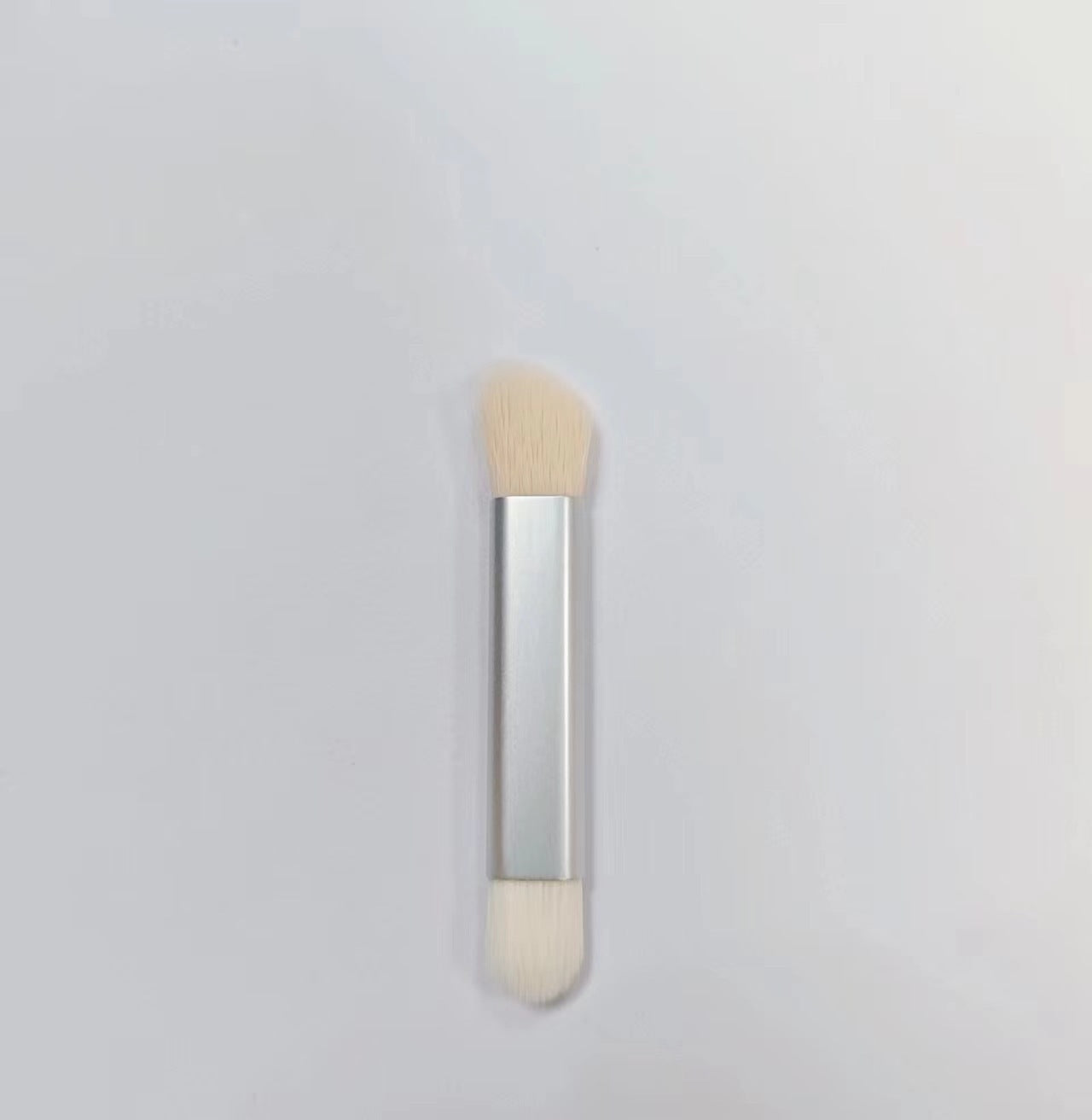 Portable Aluminum Handle Nylon Eye Shadow Brush for Precise Application - Teleplus nylon eye shadow brush