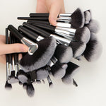 Portable Makeup Brush Set with Wooden Handle and Wool Hair for Application - Teleplus animal hair makeup brush