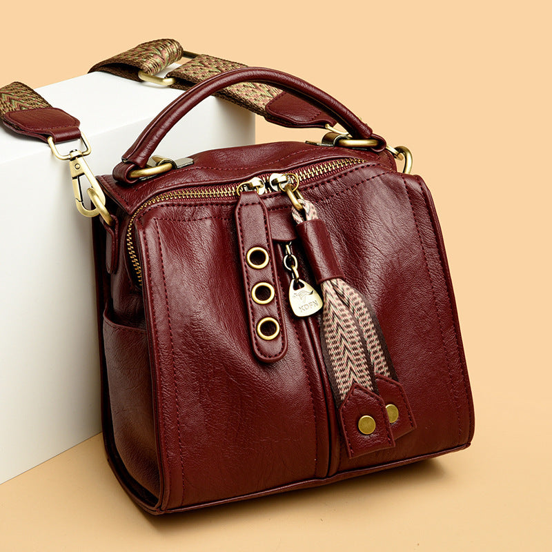 Practical Messenger Bag with Polyester Lining for Men and Women - Teleplus practical messenger bag shoulder
