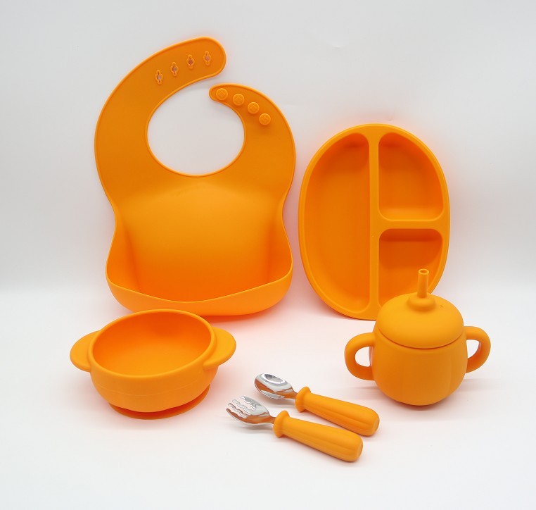 Pumpkin Silicone No-Spill Water Cup for Children with Handle in the United States - and Plate Tiny Mess Masters united