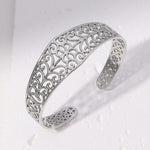 Retro Hollow Stainless Steel Bracelet with Gold and Alloy Finish - Teleplus retro hollow stainless steel bracelet