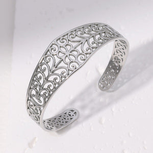 Retro Hollow Stainless Steel Bracelet with Gold and Alloy Finish - Teleplus retro hollow stainless steel bracelet