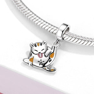Elegant Silver Cat Pendant Bracelet with Beads for Women - Purr-fectly Cute Fashionistas cat pendant bracelet
