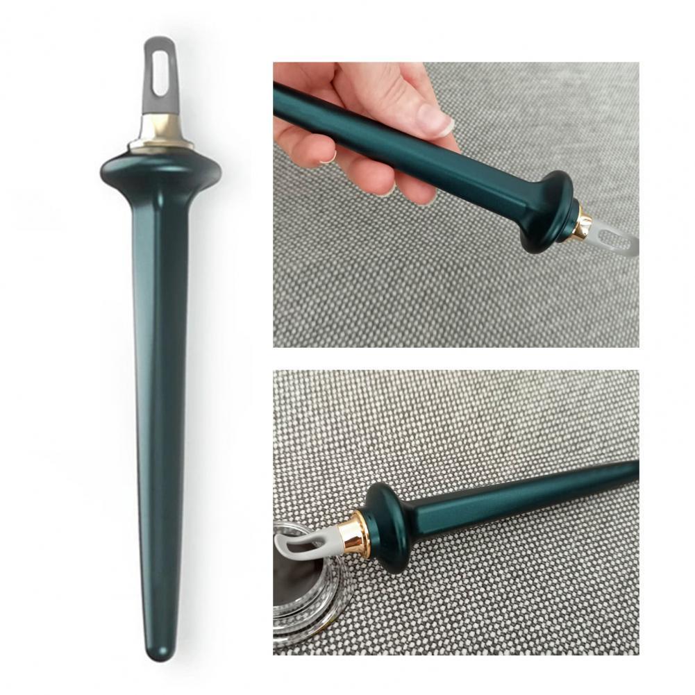 Silicone Eyeliner Tool Waterproof Non-Slip Black and Green 18 cm - Ditch the Smudge with Our silicone eyeliner tool