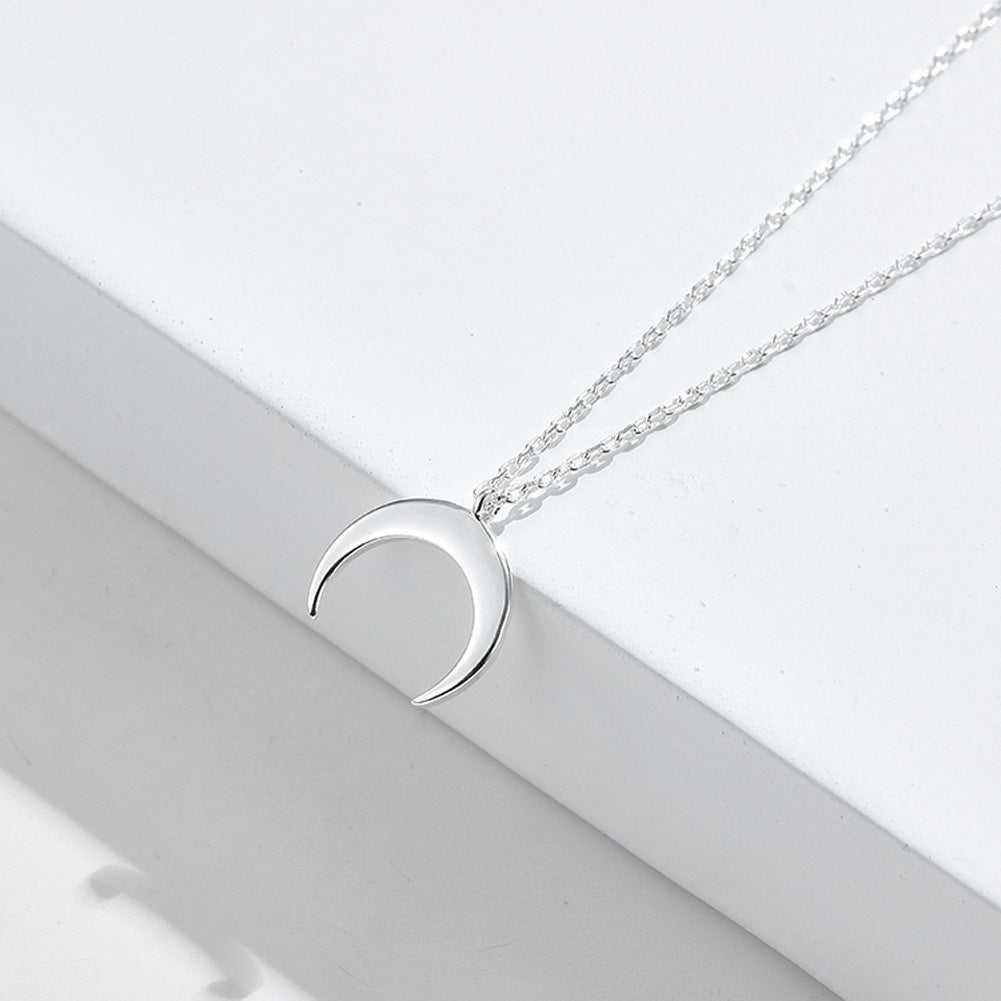 Simple Moon Pendant Sterling Silver Clavicle Chain - Groovy Moon Pendant for Your Stylish Clavicle