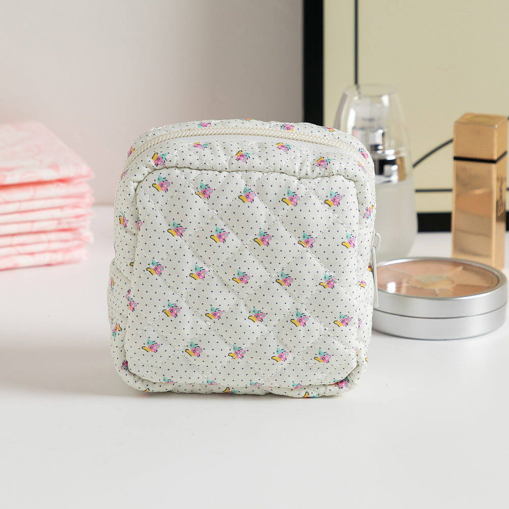 Small Flower Collection with Red on White Background - Teleplus small flower red white background