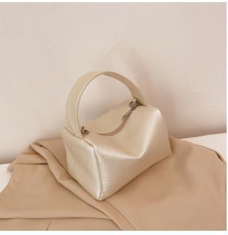 Solid Color Chain Hand Bag with Soft Polyester Cotton Finish - Teleplus chain hand bag