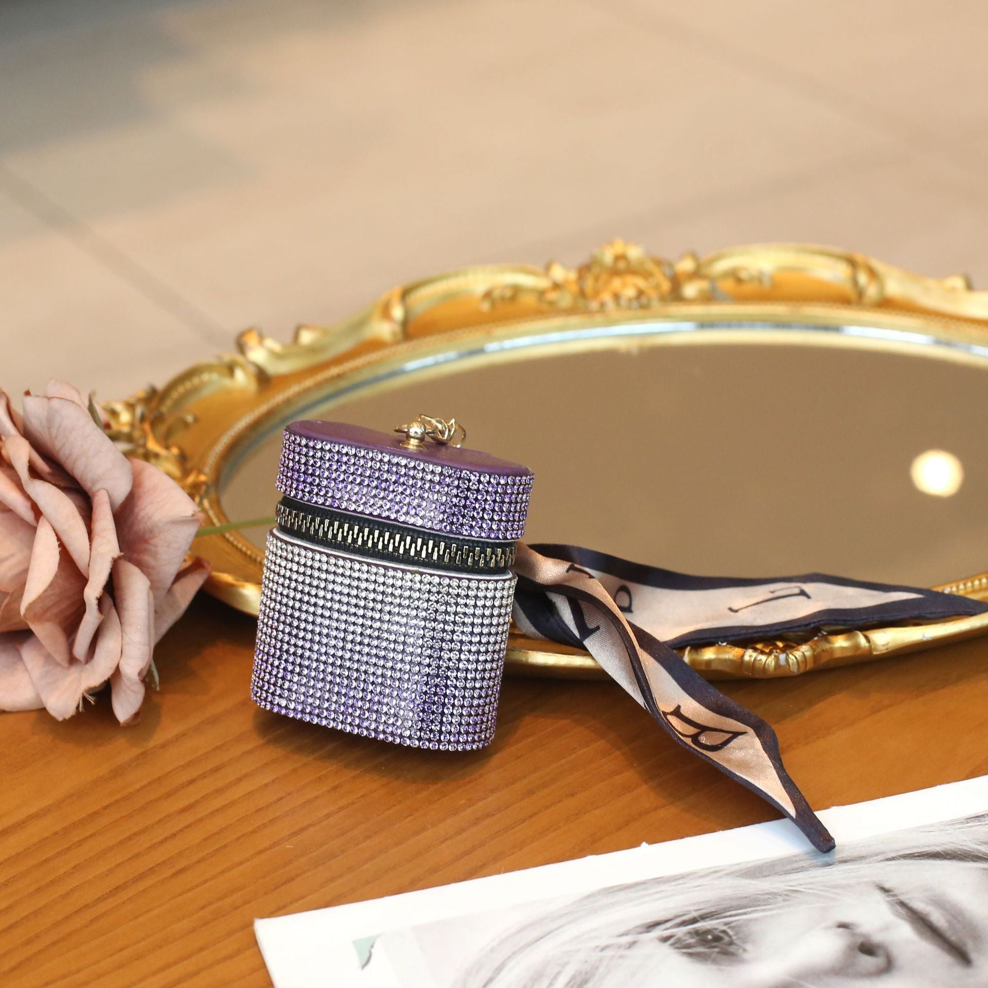 Solid Color PU Wallet for Men and Women Urban Style in the United States - Mini-Coin Purse with Diamonds Enthusiasts