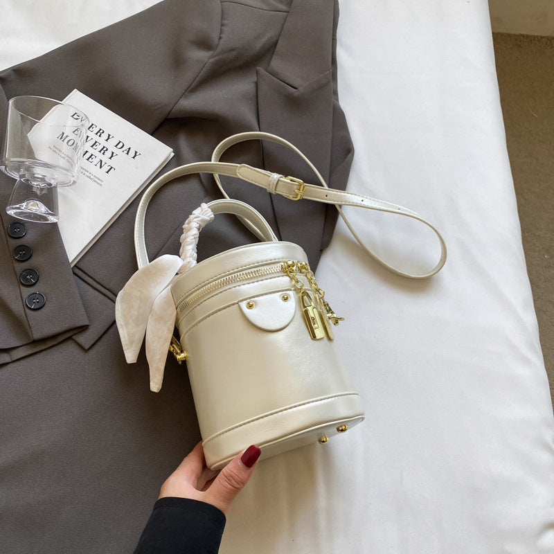 Stylish Simple Shoulder Messenger Bag in Polyester with Multiple Colors - stylish simple shoulder messenger bag