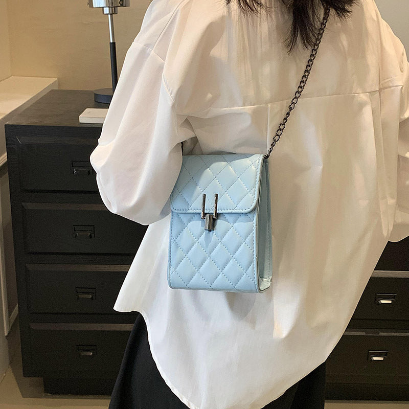 Stylish Small Bag with Personalized Crossbody Design in Synthetic Leather - personalized fashionable stylish small bag