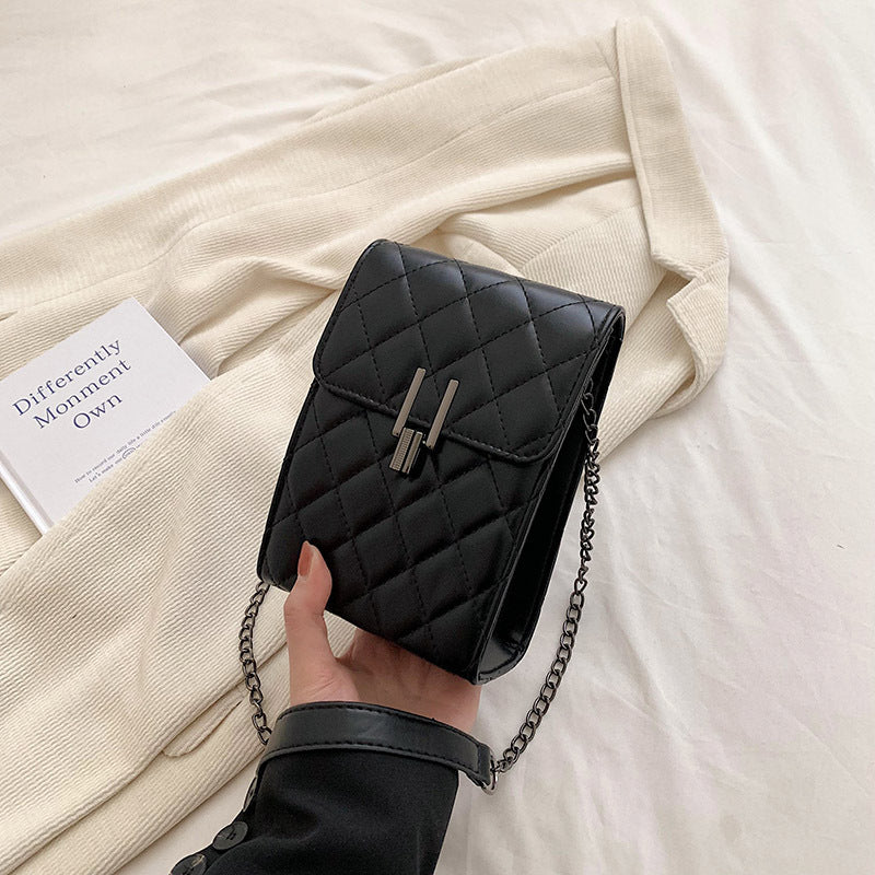 Stylish Small Bag with Personalized Crossbody Design in Synthetic Leather - personalized fashionable stylish small bag