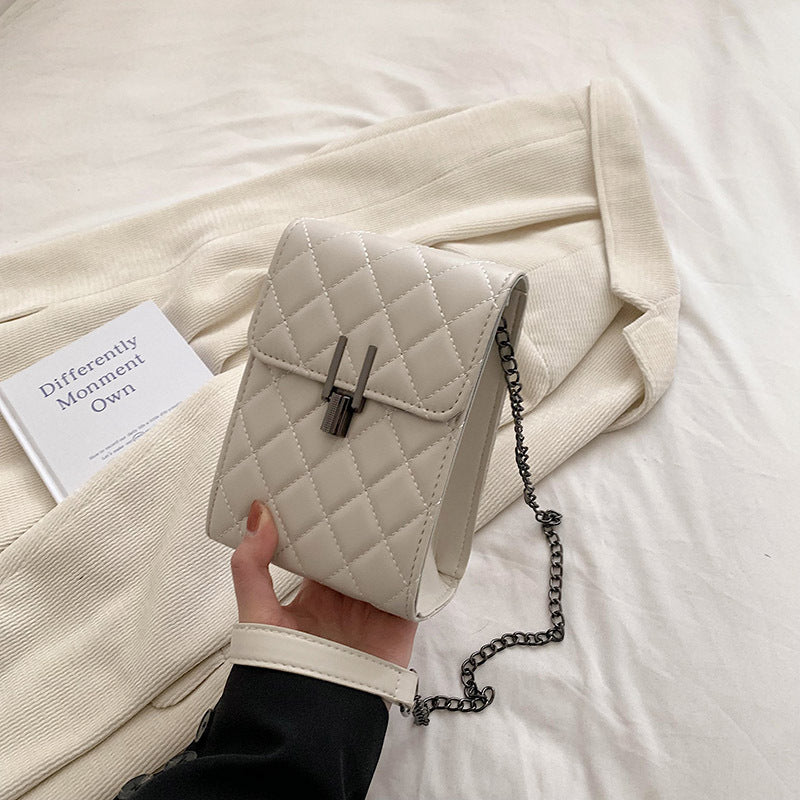 Stylish Small Bag with Personalized Crossbody Design in Synthetic Leather - personalized fashionable stylish small bag