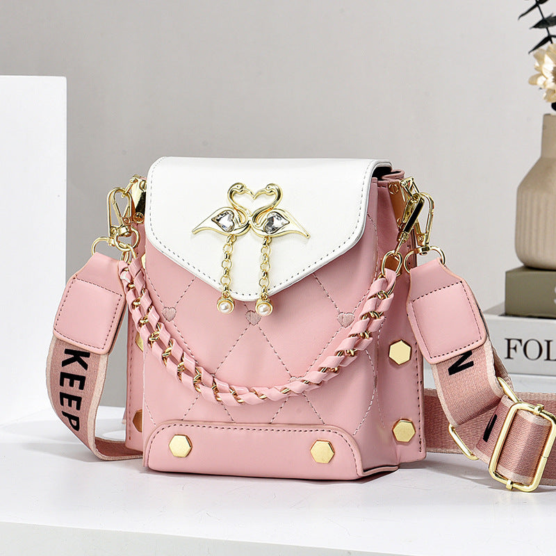 Stylish Texture Shoulder Bag with Western Style Pearl and Good Design - Teleplus stylish good texture western style