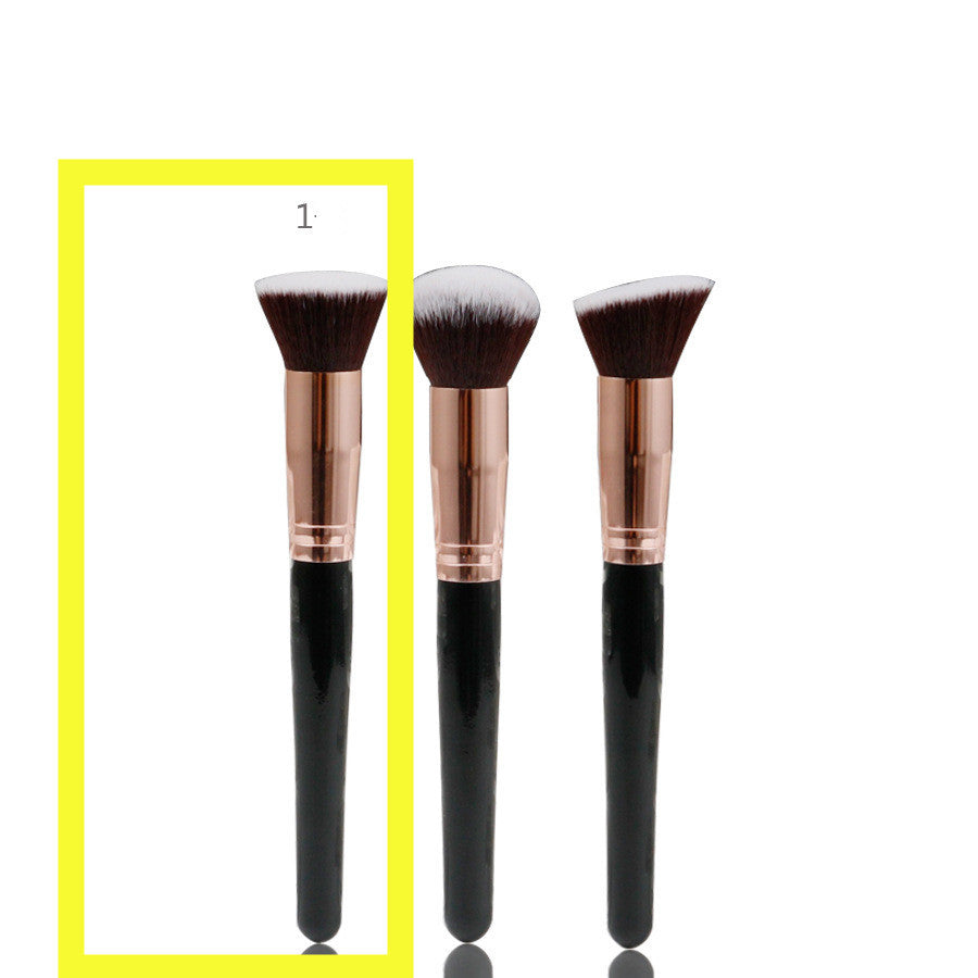 Three Piece Portable Makeup Brush Set with Flat Head Bevel and Wool Tips - Teleplus flat head bevel three piece