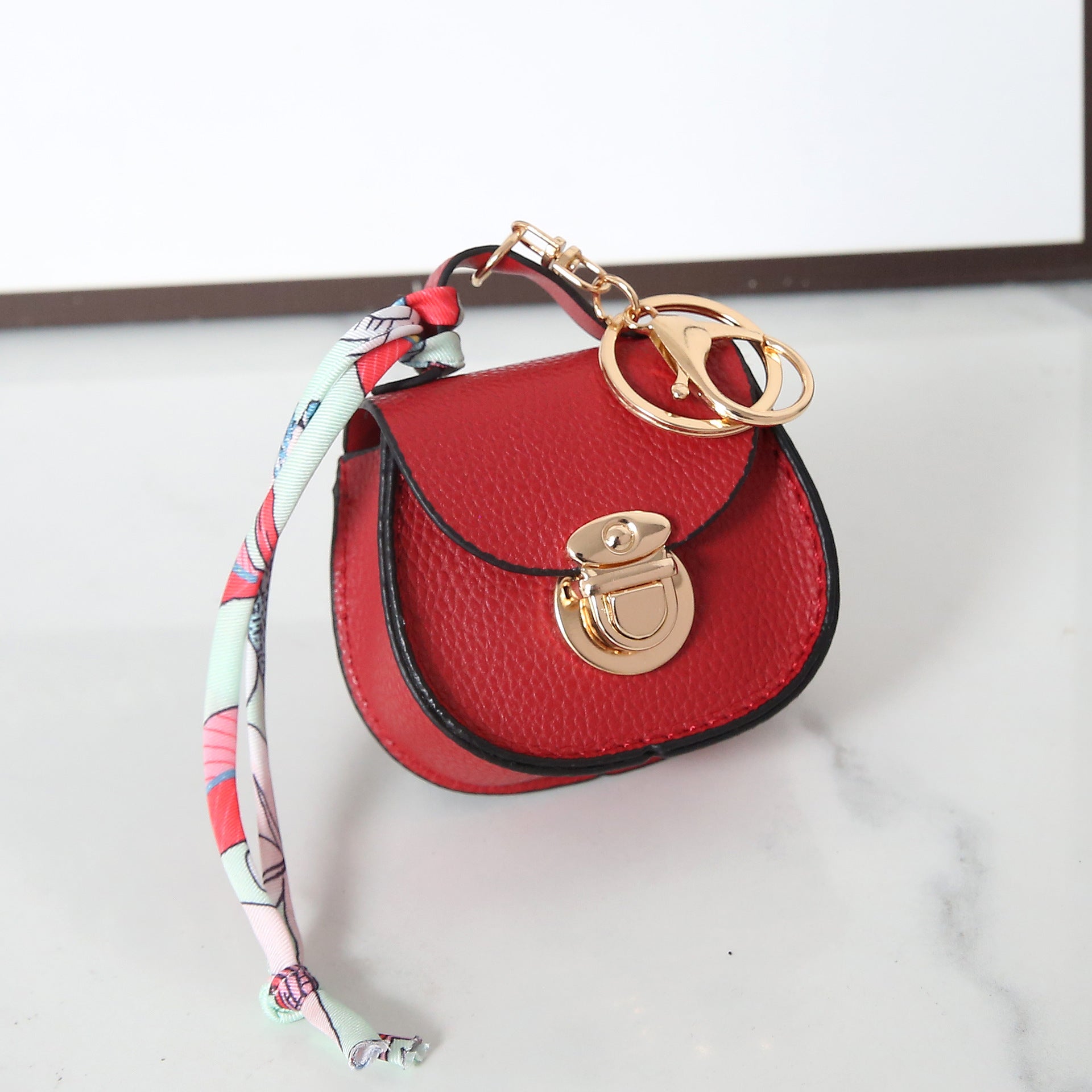 Unisex Solid Color Leather Saddle Bag with No Lining for Men and Women - Teleplus Lightweight Stylish