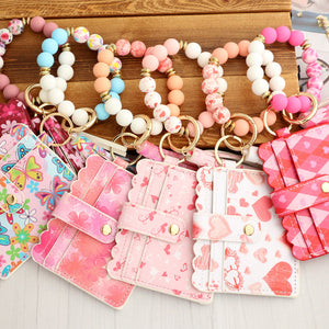 United States Card Holder with Love Heart and Butterfly Designs - for Pink Enthusiasts united states chf card holder