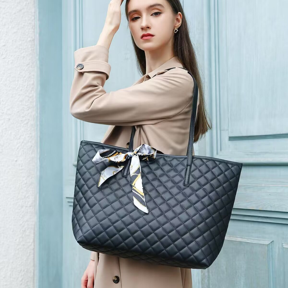 Urban Black PU Hard Tote Bag for Travel and Everyday - Teleplus Daily medium tote bag