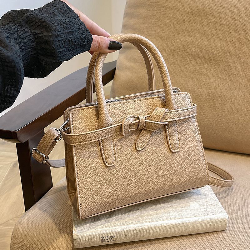 Versatile Crossbody Shoulder Bag with Car Stitching and Zipper Closure - versatile crossbody shoulder bag