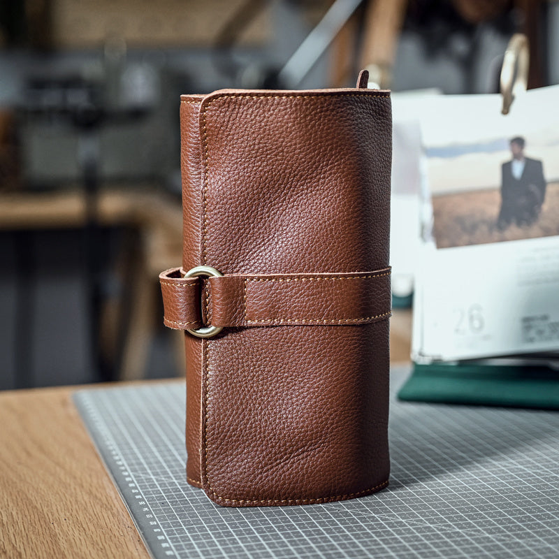 Vintage Cow Leather Wallet with Closure Tape in Black or Dark Brown - for Stylish Time Travelers and Wallets united