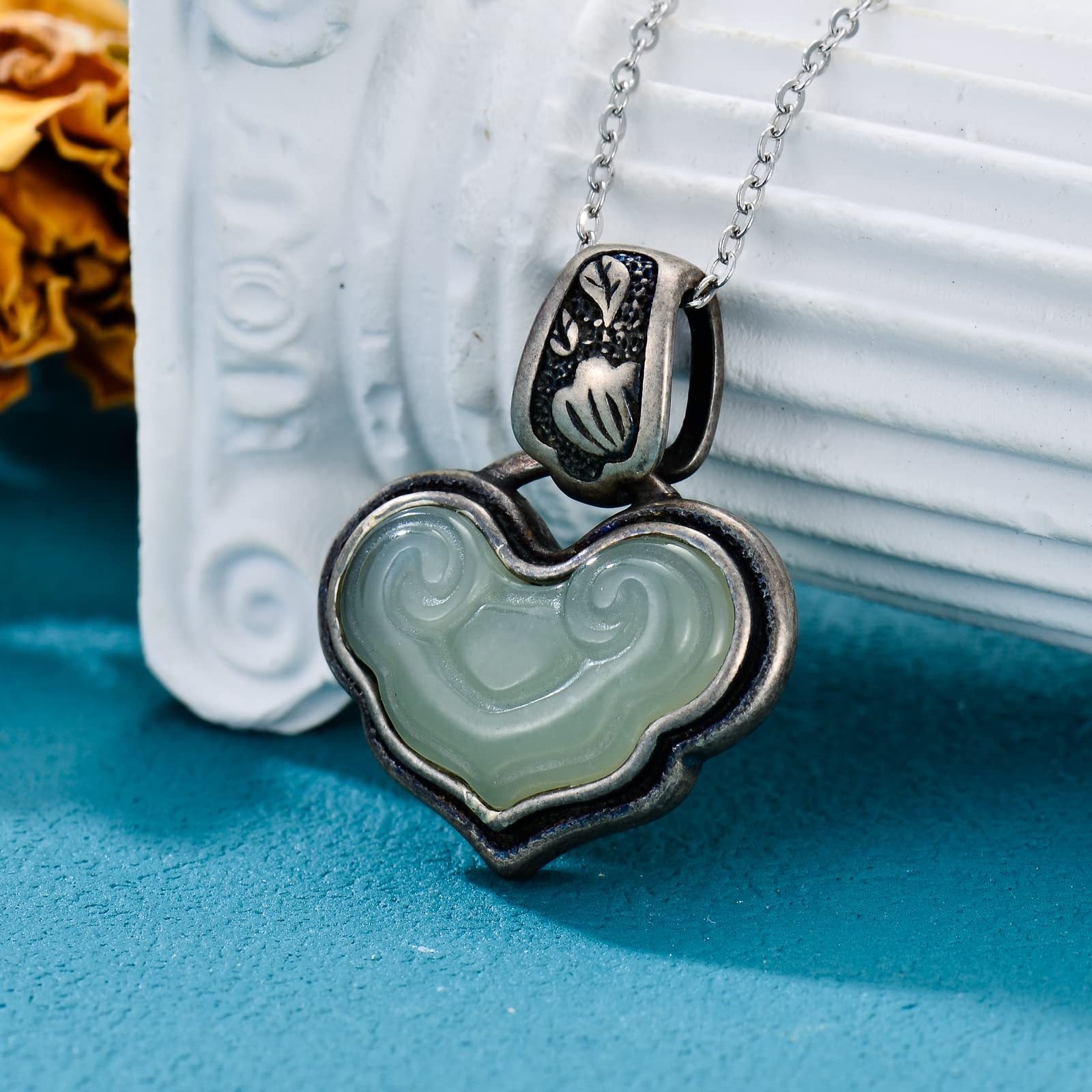 Vintage Heart Jade Pendant Necklace Sterling Silver Boho Antique Necklace Jewelry Gifts for Women Girls Wife Girlfriend