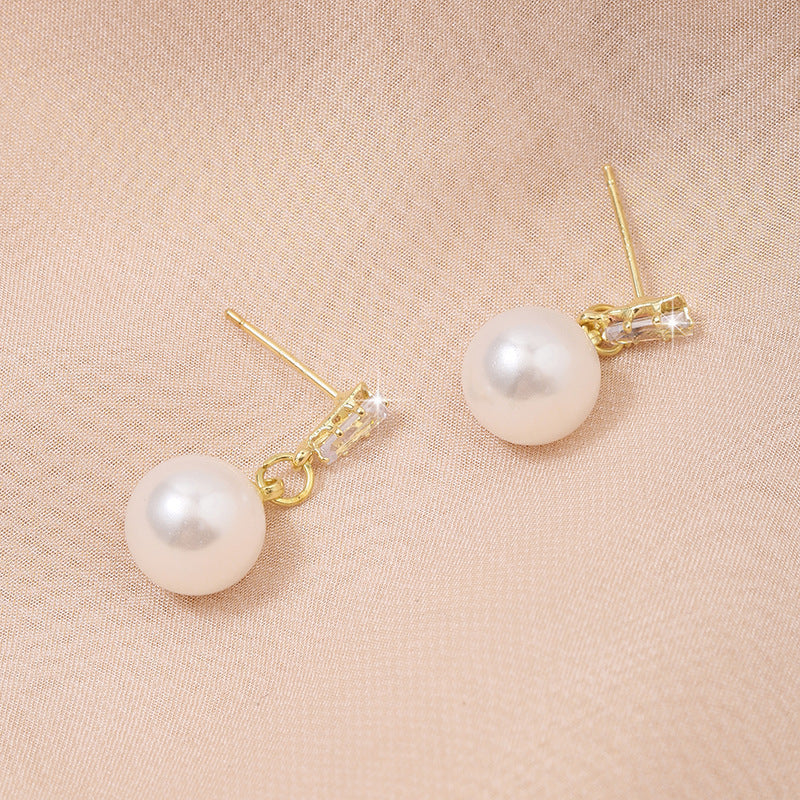 Vintage Pearl Stud Earrings Simple Fashion Elegant French Style - Earrings So Fancy Even Your Grandma Would Approve