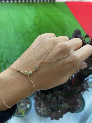 VIP Snake Hand Chain Bracelet Elegant Eastern Inspired Jewelry for Women - Teleplus vip snake hand chain bracelet