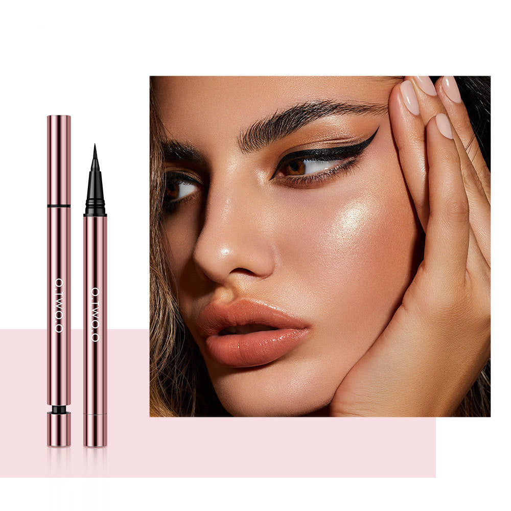 Waterproof eyeliner - Swim Cry Wing It: Waterproof Eyeliner Magic