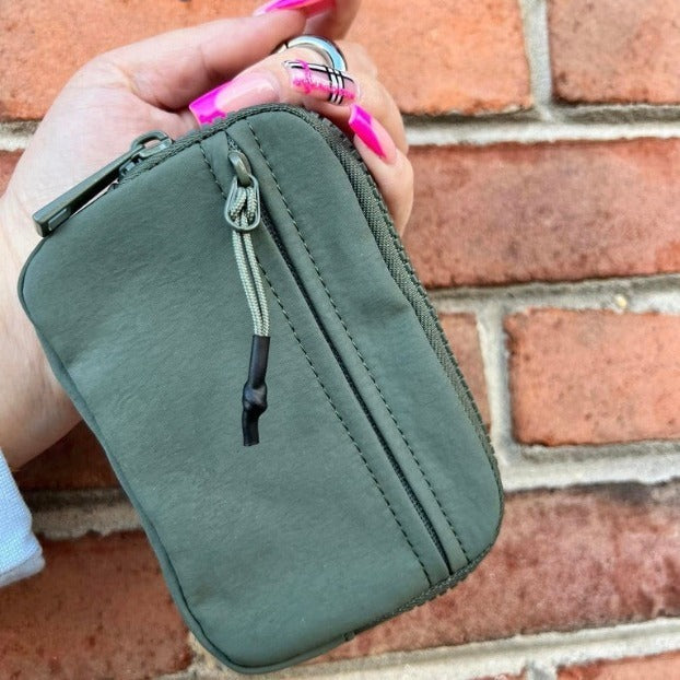 Waterproof Nylon Unisex Lining for Outdoor Gear in the United States - Wallet Fashionably Prepared united states chf