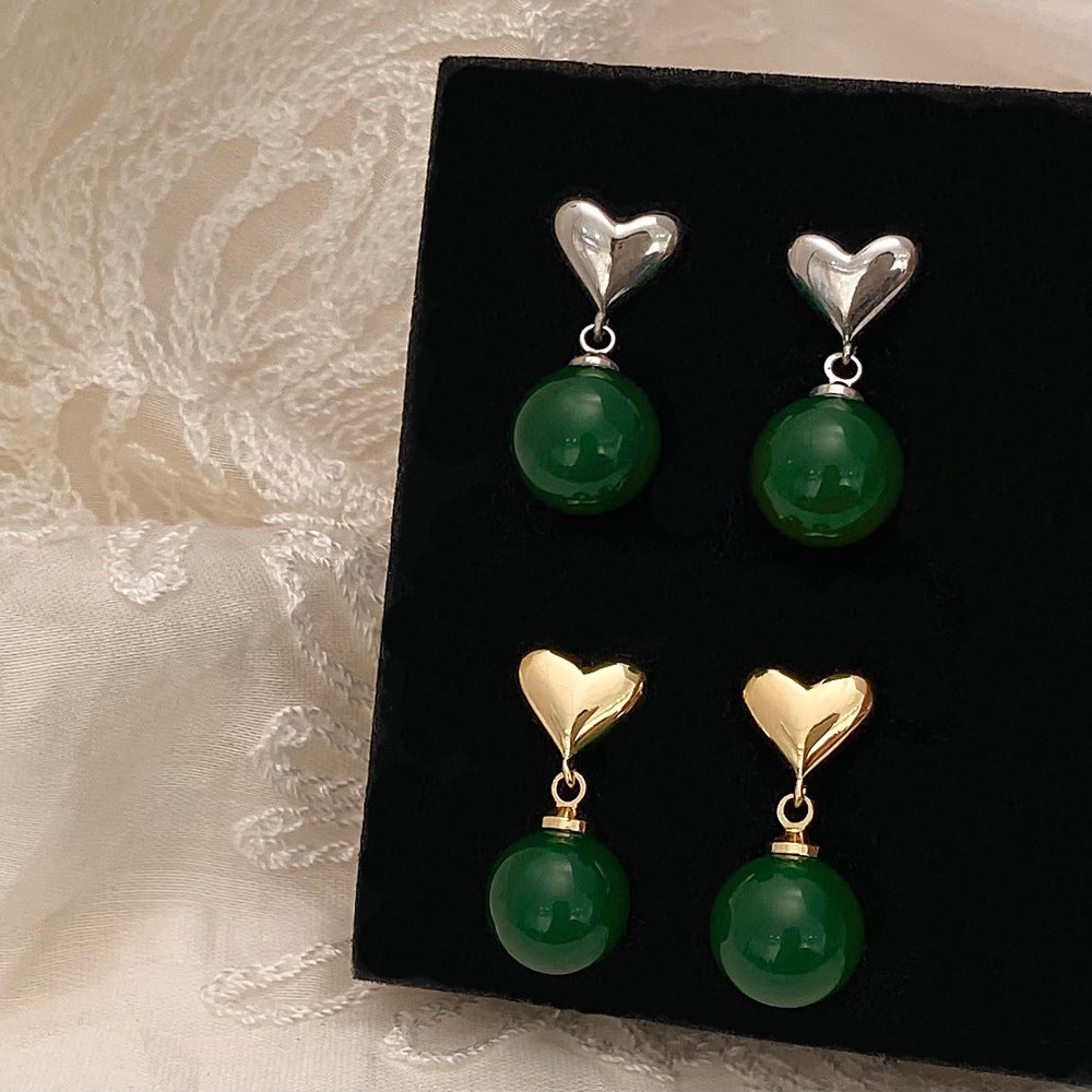 Women’s Green Chalcedony Love Heart Stud Earrings Simple - Love Heart Studs That Make Your Ears Giggle