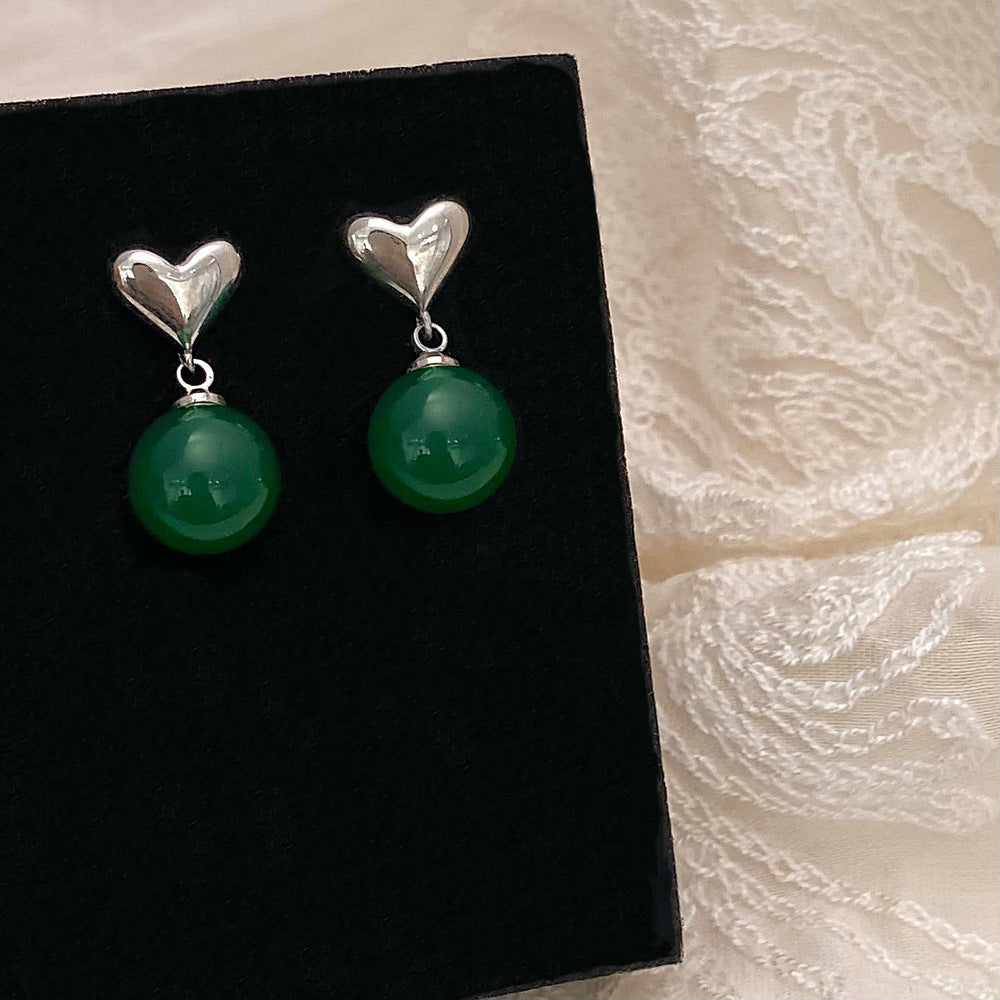 Women’s Green Chalcedony Love Heart Stud Earrings Simple - Love Heart Studs That Make Your Ears Giggle