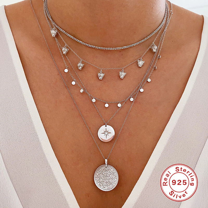 Women’s Round Octagonal Star Diamond Necklace - Sparkle Like a Star with Our Quirky Necklace